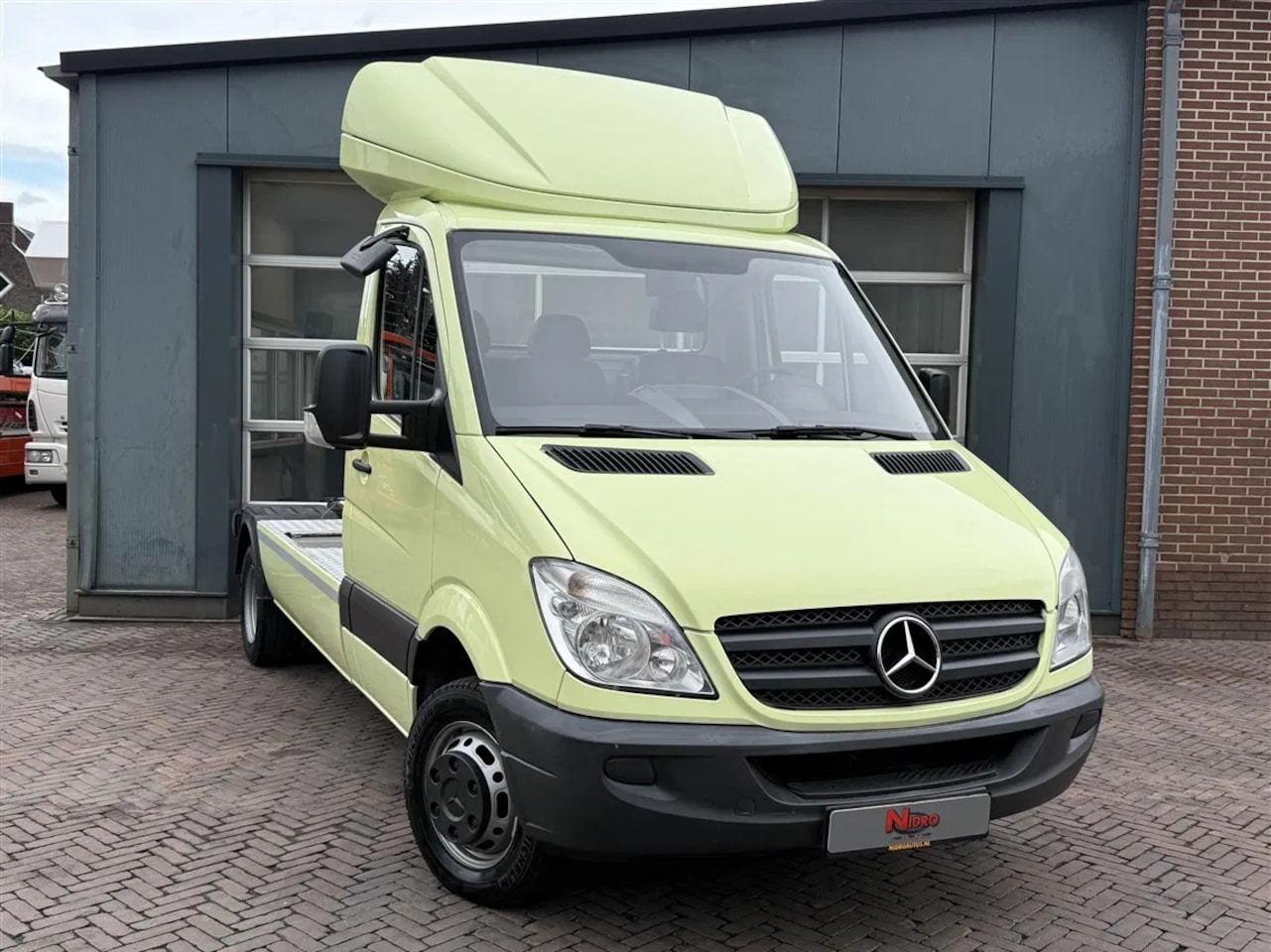 Mercedes-Benz Sprinter - 519 3.0 V6 Be Trekker 3 Seats CC 8.8 TON - AutoWereld.nl