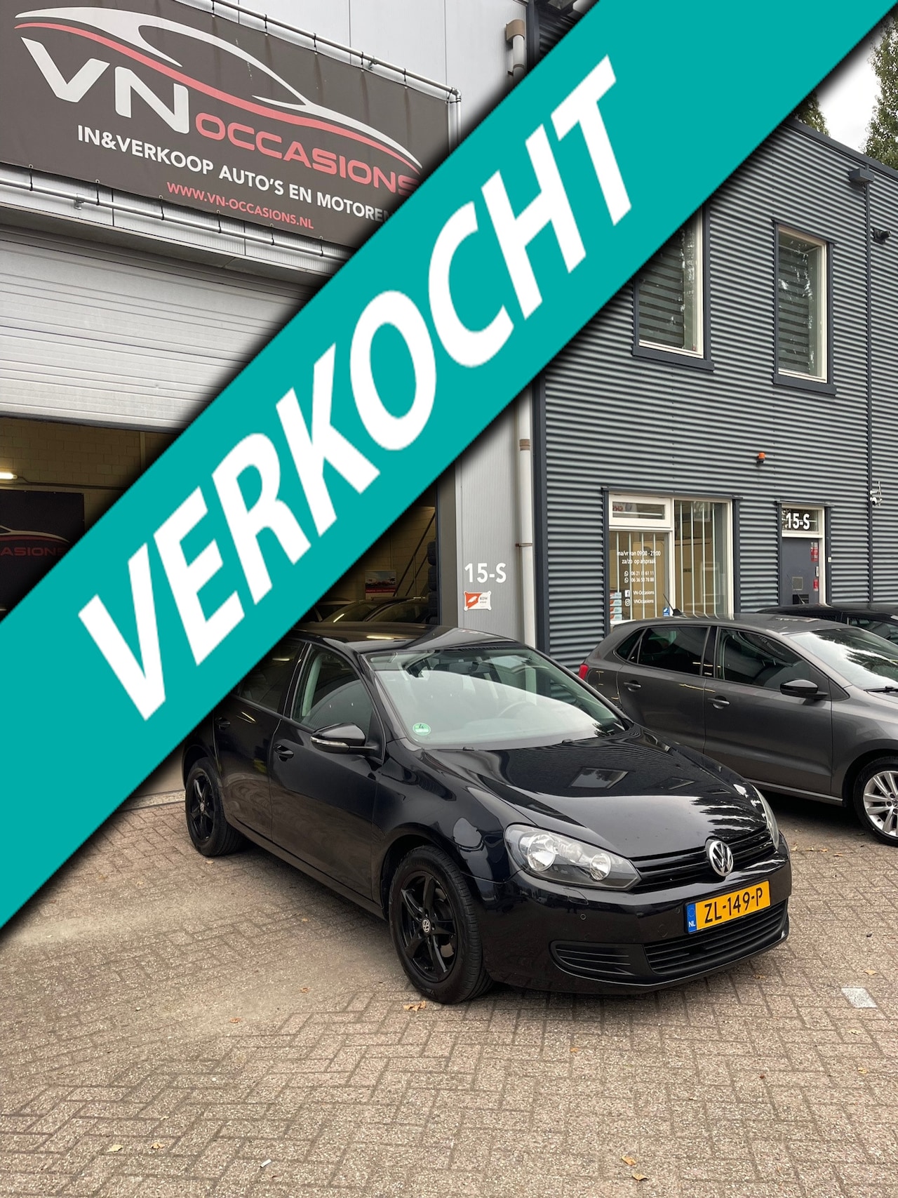 Volkswagen Golf - 6 1.2 TSI 5 deurs PARKEERSENSOREN STOELVERWARMING - AutoWereld.nl