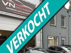 Volkswagen Golf - 6 1.2 TSI 5 deurs PARKEERSENSOREN STOELVERWARMING