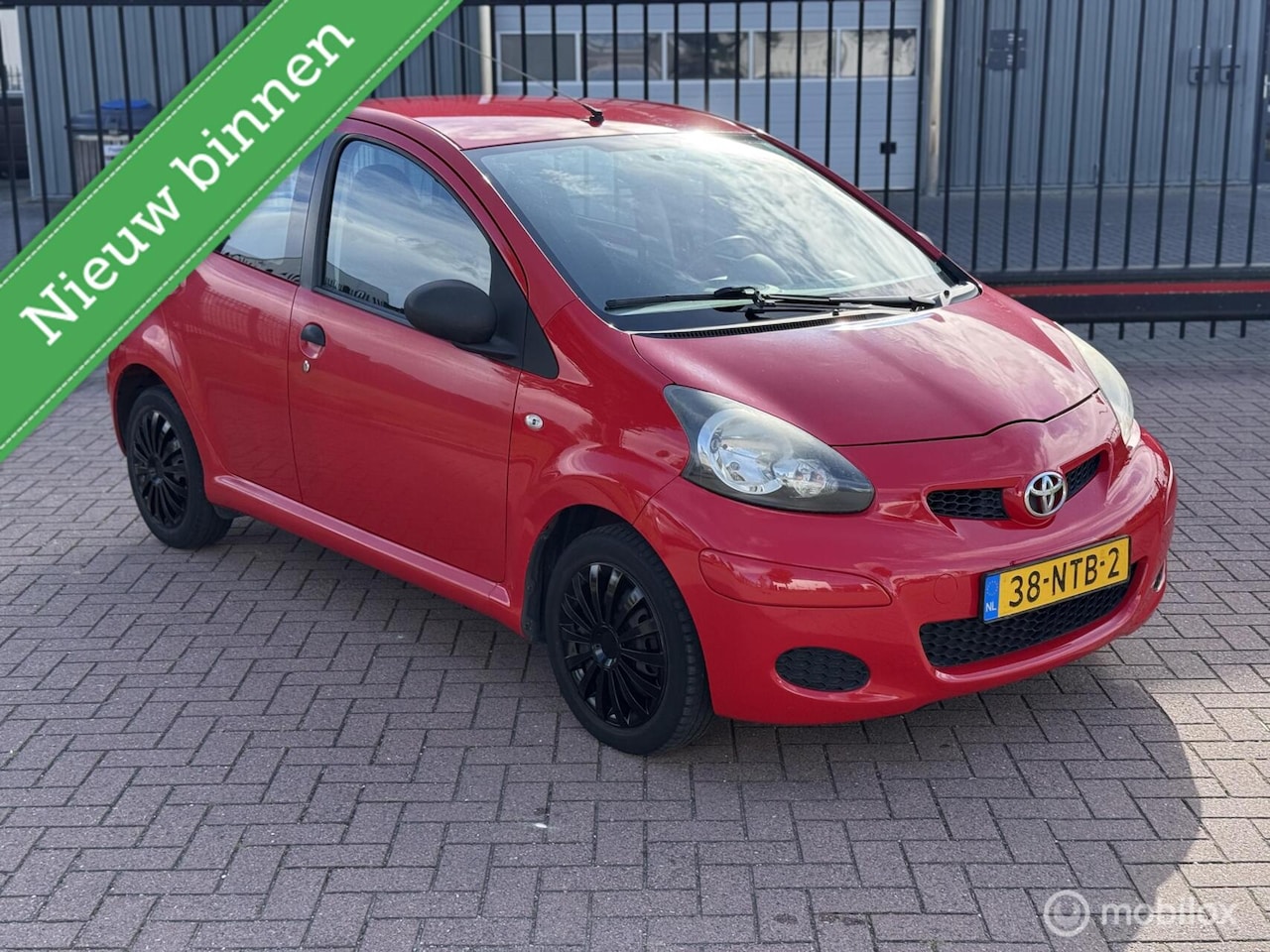 Toyota Aygo - 1.0-12V Access 1.0-12V Access - AutoWereld.nl