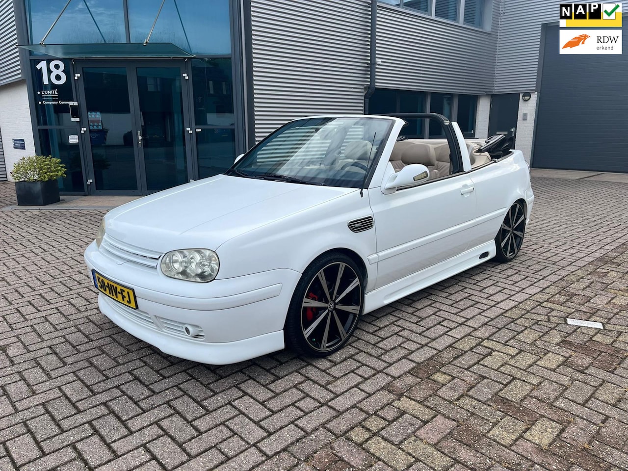 Volkswagen Golf Cabriolet - 2.0 Trendline Boekjes N.A.P Nieuwe APK - AutoWereld.nl
