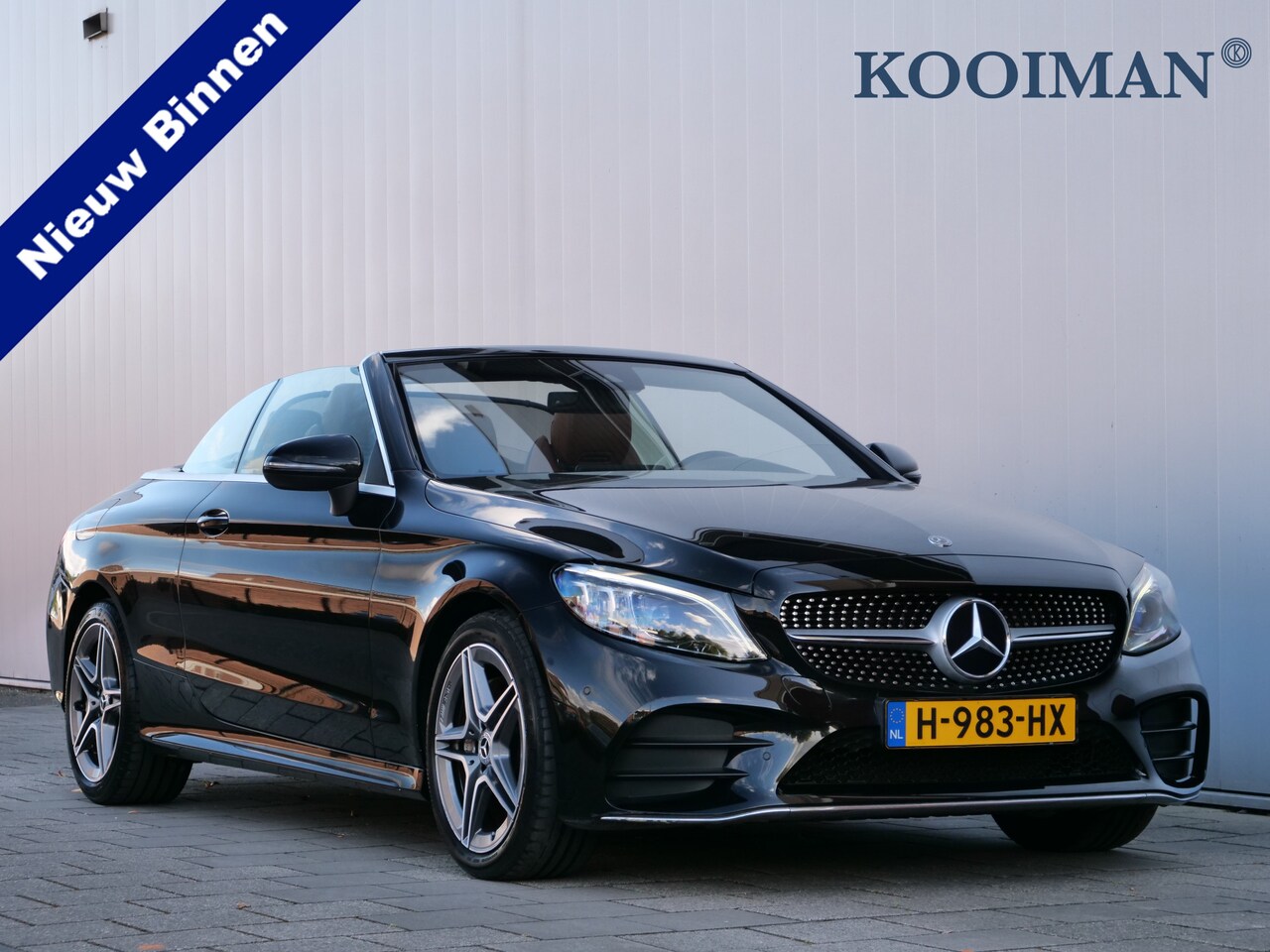 Mercedes-Benz C-klasse Cabrio - 180 157pk AMG Line Premium Plus Automaat Apple Carplay / Leder / Camera / Windscherm - AutoWereld.nl