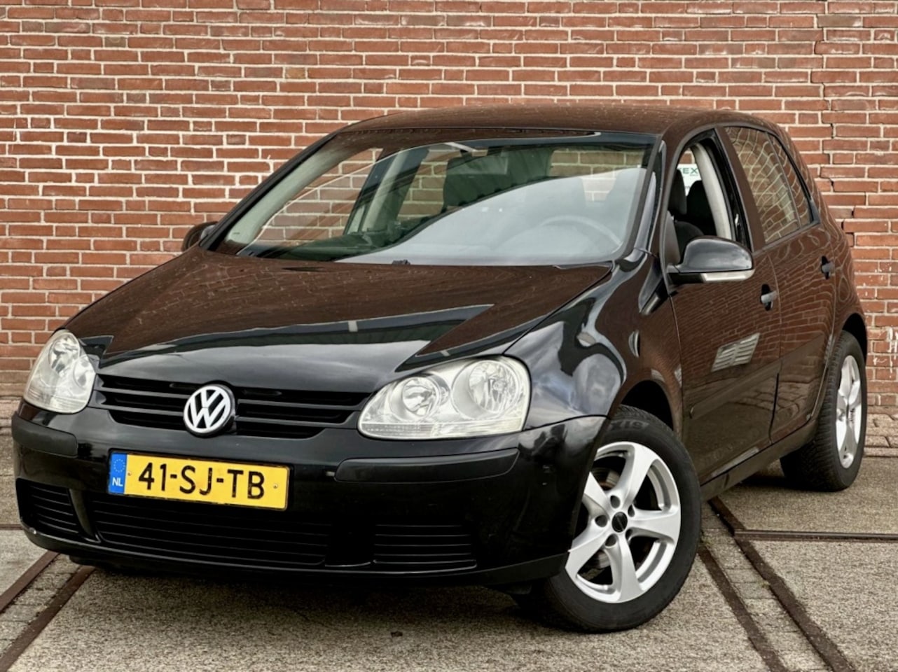 Volkswagen Golf - 1.6 FSI Comfortline 1.6 FSI Comfortline - AutoWereld.nl