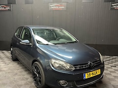 Volkswagen Golf - 1.2 TSI Highline BlueMotion | Navi | Clima | Cruise | Nieuwe APK |
