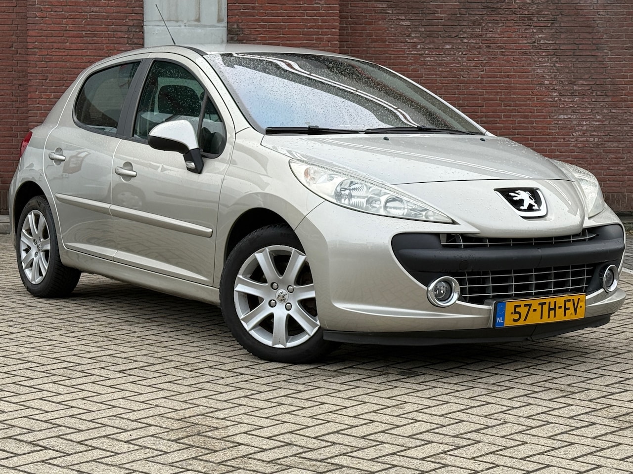 Peugeot 207 - 1.6-16V XS|5DRS|AIRCO|NAP|INRUILKOOPJE - AutoWereld.nl