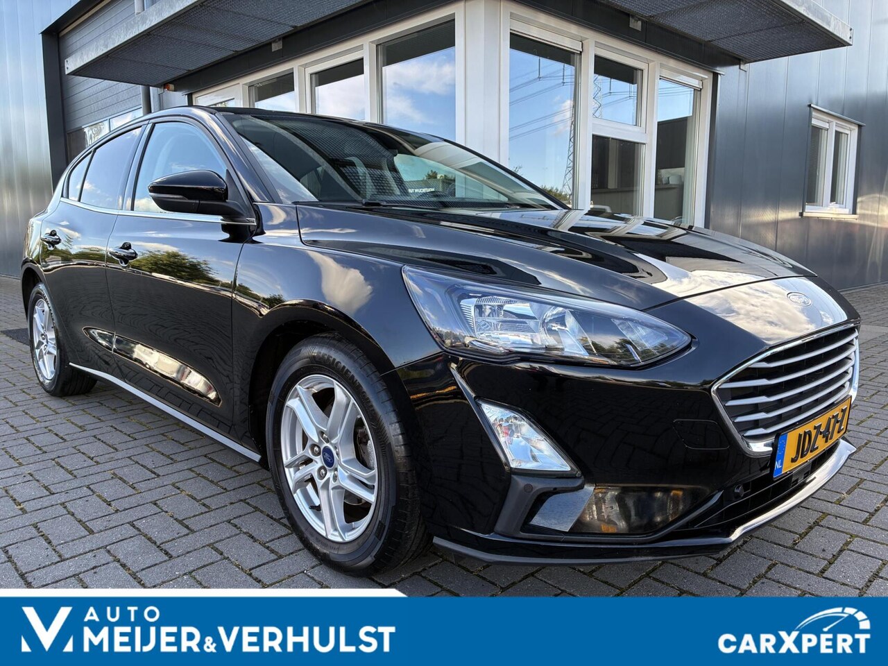 Ford Focus - 1.0 EcoBoost 100 PK Cool & Connect | AUTOMAAT | AIRCO | 77000 KM!!! - AutoWereld.nl