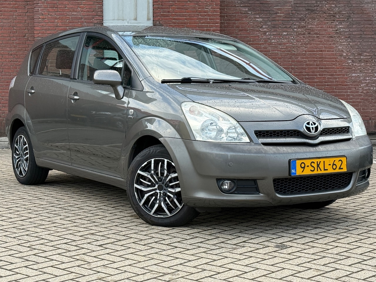 Toyota Corolla Verso - 1.8 VVT-i Sol 7p.|AUTOMAAT|AIRCO|7 PERSOONS| - AutoWereld.nl