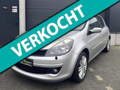 Renault Clio - 1.6-16V Initiale AIRCO PANO
