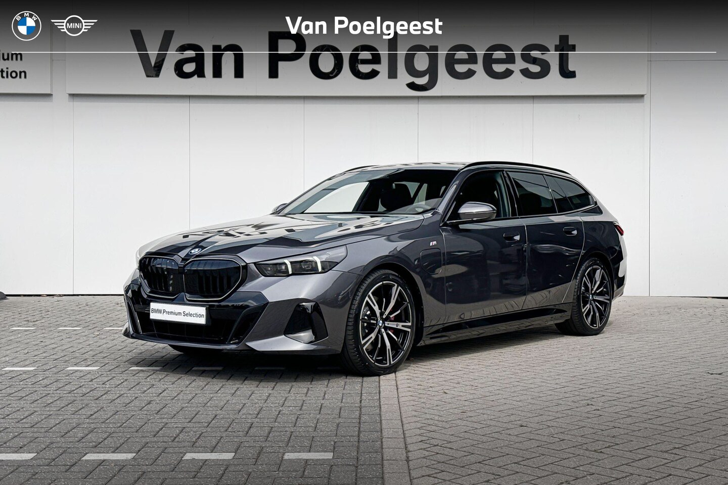 BMW 5-serie Touring - 530e | M Sport Pro | Travelpack | Comfort Pack | Innovation Pack - AutoWereld.nl