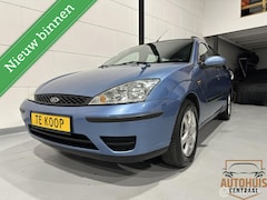 Ford Focus Wagon - 1.6-16V Centennial*Airco*trekhaak*elekramen