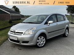 Toyota Corolla Verso - 1.8 VVT-i Terra 7-PERSOONS | AIRCO | DEALER-ONDERHOUDEN | TREKHAAK | 2 sleutels