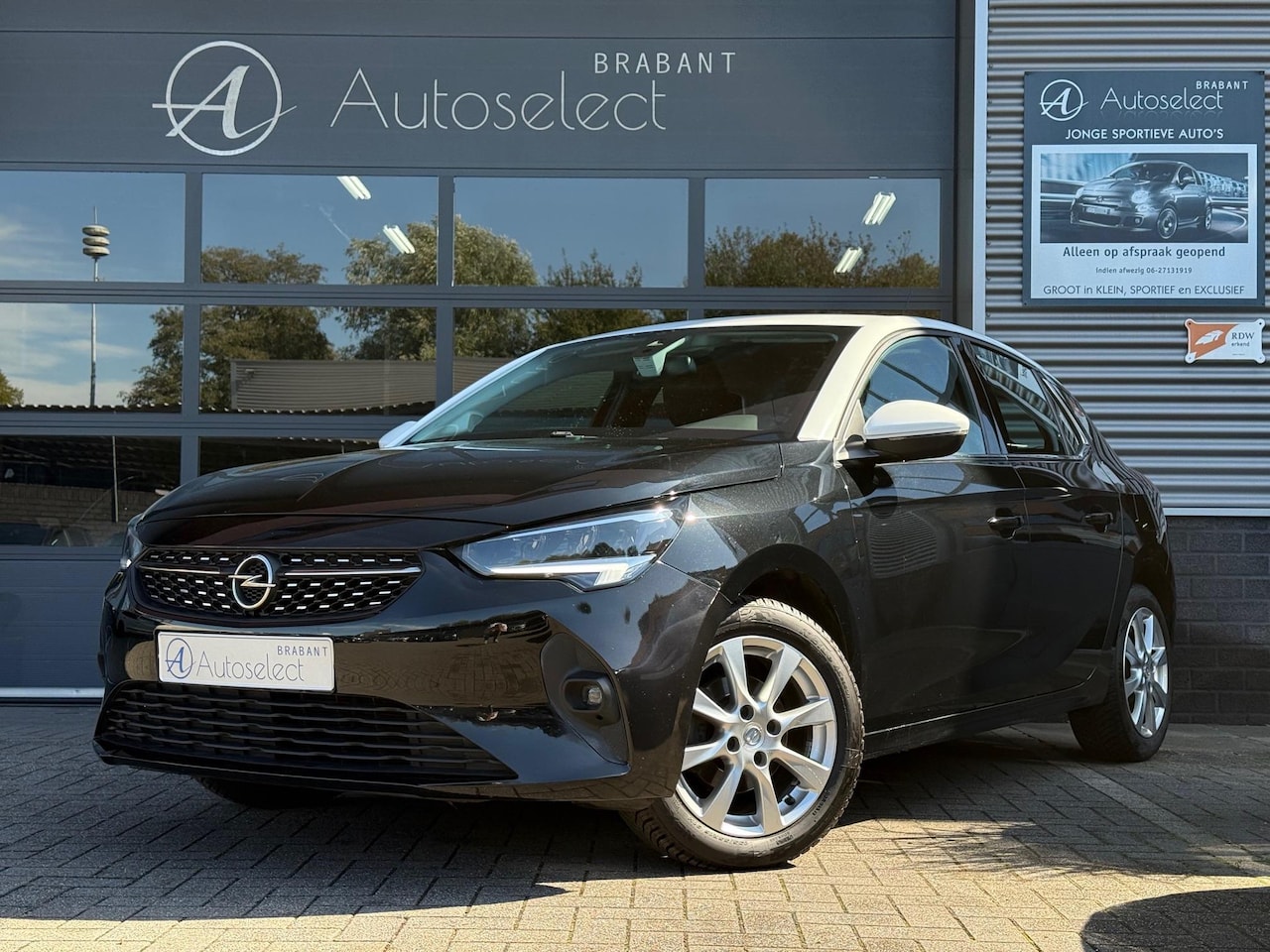 Opel Corsa - 1.2 Elegance Cruise CarPlay LED - AutoWereld.nl