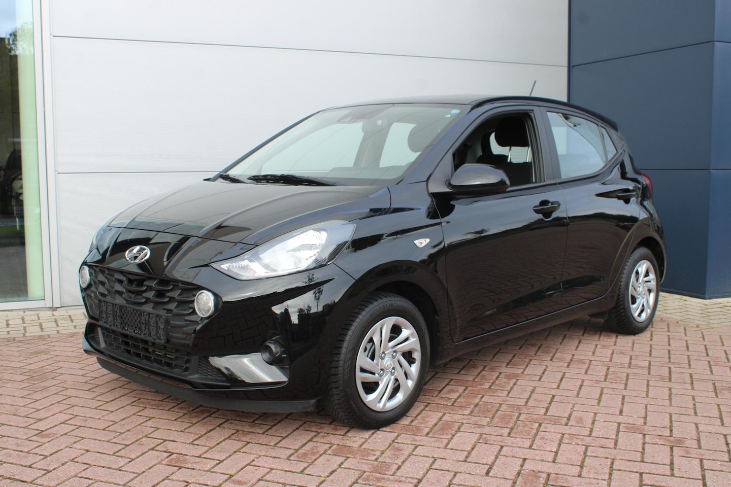 Hyundai i10 - 1.0 Comfort 5-zits Automaat Airco Carplay 18.663km - AutoWereld.nl