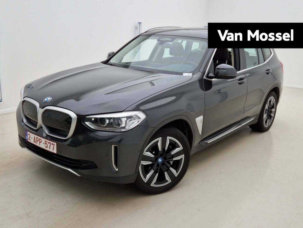 BMW iX3 - Executive 80 kWh | PANORAMADAK | NAVIGATIE | LEDER | LED | CAMERA - AutoWereld.nl