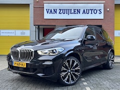 BMW X5 - xDrive40d 340pk M-Sport Pano Trekhaak Head-Up Harman Laser