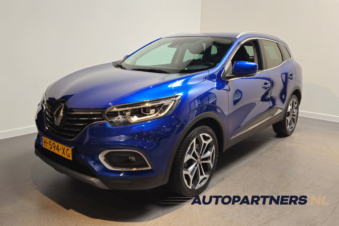 Renault Kadjar - 1.3 TCe Intens - Apple Carplay/Andoid Auto - 19'' - Stoelverwarming - LED - Dodehoekdetect - AutoWereld.nl