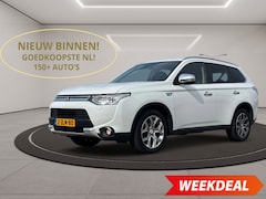 Mitsubishi Outlander - 2.0 PHEV Executive Edition X-Line|Trekhaak|DAB|Navi|Clima|NL AUTO
