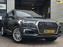 Audi Q7 - 3.0 TDI e-tron quattro Sport|Pano|S-line|Luchtvering|Trekhaak|Carplay|File asist