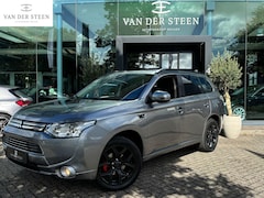 Mitsubishi Outlander - 2.0 PHEV Instyle X-Line Schuifdak | Elektrische Stoelen | NL Auto