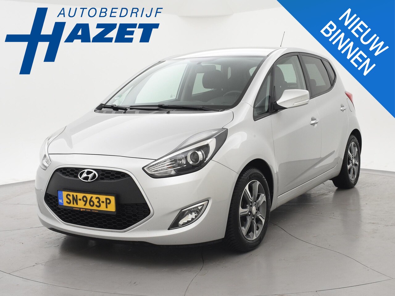 Hyundai ix20 - 1.6i 125 PK AUTOMAAT + TREKHAAK | CAMERA | NAVIGATIE | CLIMATE | CRUISE CONTROL - AutoWereld.nl