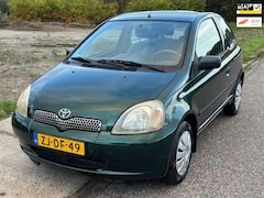 Toyota Yaris - 1.0-16V VVT-i Sol 3-Drs Stuurbekrachtiging El. pakket Audio/CD ABS Getint glas Achterkleps