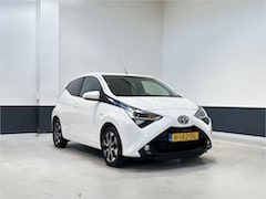 Toyota Aygo - 1.0 VVT-i x-joy | 1 Eig | NL | Apple Carplay / Android Auto | Camera | LM velgen |