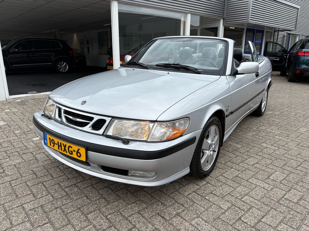 Saab 9-3 Cabrio - 2.0 Turbo Aero 2.0 Turbo Aero 205 PK, nieuw cabriodak met cilinders - AutoWereld.nl