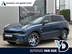 Lynk & Co 01 - 1.5 | NIEUW | Pano-schuifdak/360° camera/Winterpack/ACC