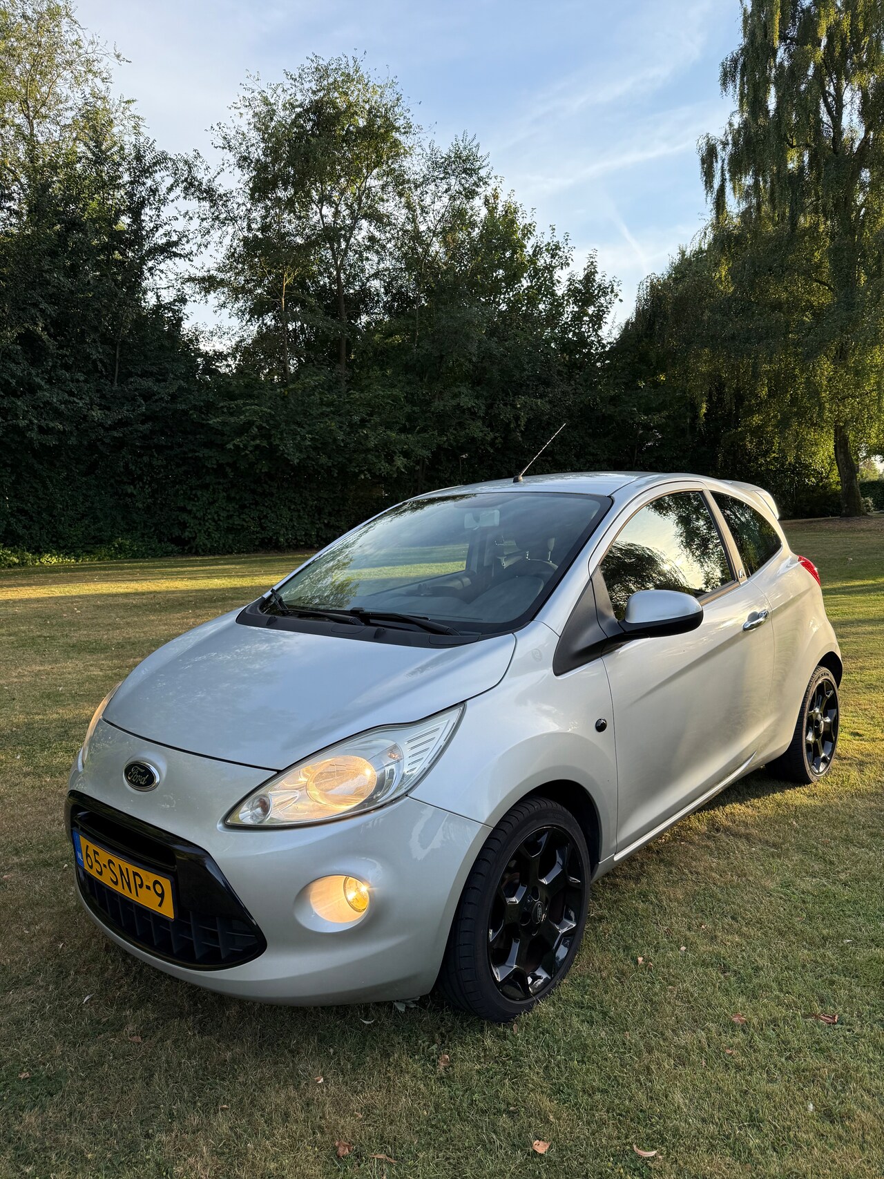 FORD KA