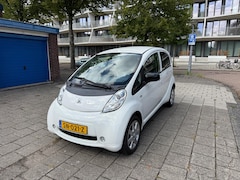 Peugeot iOn - Active