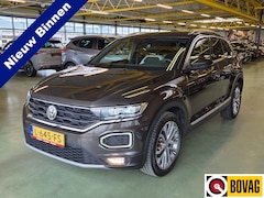 Volkswagen T-Roc - 1.5 TSI -150pk- Sport+ | Navi | 18" | Stoelverwarming | Rijklaarprijs incl. 1 jaar Bovag g