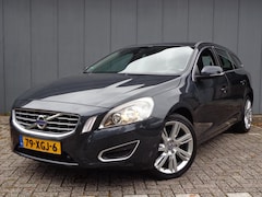 Volvo V60 - 1.6 T3 Momentum Vol. Dealer Onderhoud