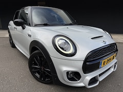 MINI Cooper S - 2.0 // Serious Business pack // Nieuwstaat // 5 deurs /