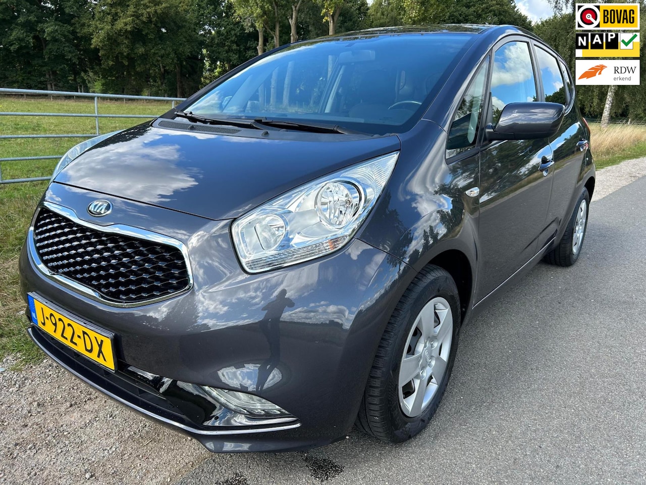 Kia Venga - 1.4 CVVT DynamicPLusLine dealer ond. prachtstaat - AutoWereld.nl