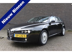 Alfa Romeo 159 Sportwagon - 1.8 mpi Impression, leder, airco keurige auto