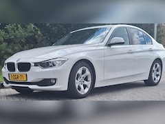 BMW 3-serie - 320i EDE Executive