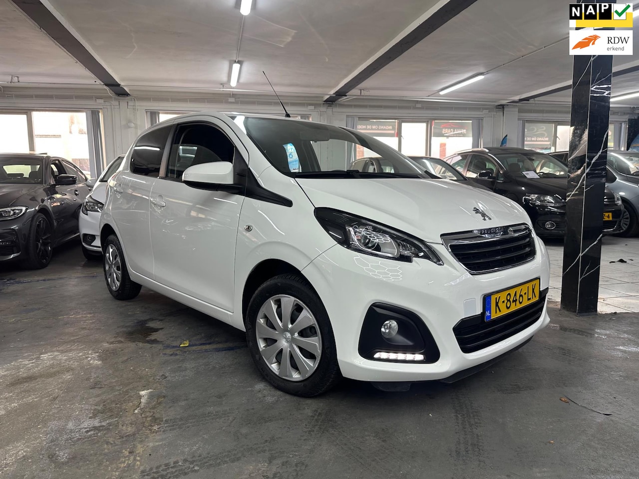 PEUGEOT 108