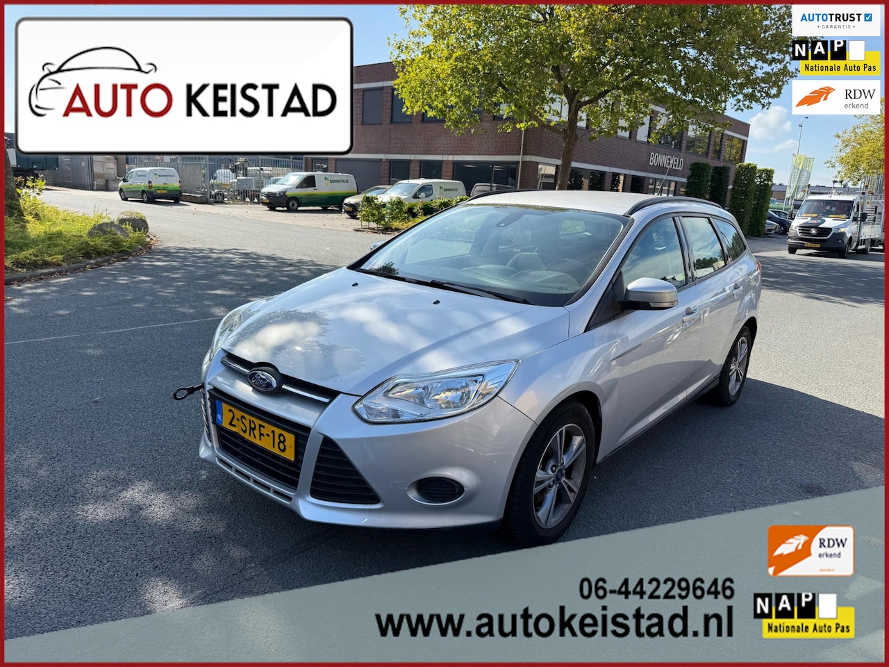 Ford Focus Wagon - 1.0 EcoBoost CLIMA/CRUISE! KOPPAKKING LEK! - AutoWereld.nl