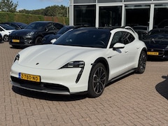 Porsche Taycan Cross Turismo - 4 93 kWh / Panoramadak / Camera / Leder / Keyless / 20'' / Dodehoek / Stoelverwarming / Wa