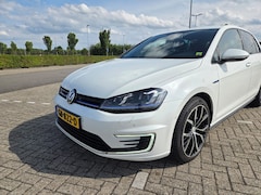 Volkswagen Golf - 1.4 TSI GTE