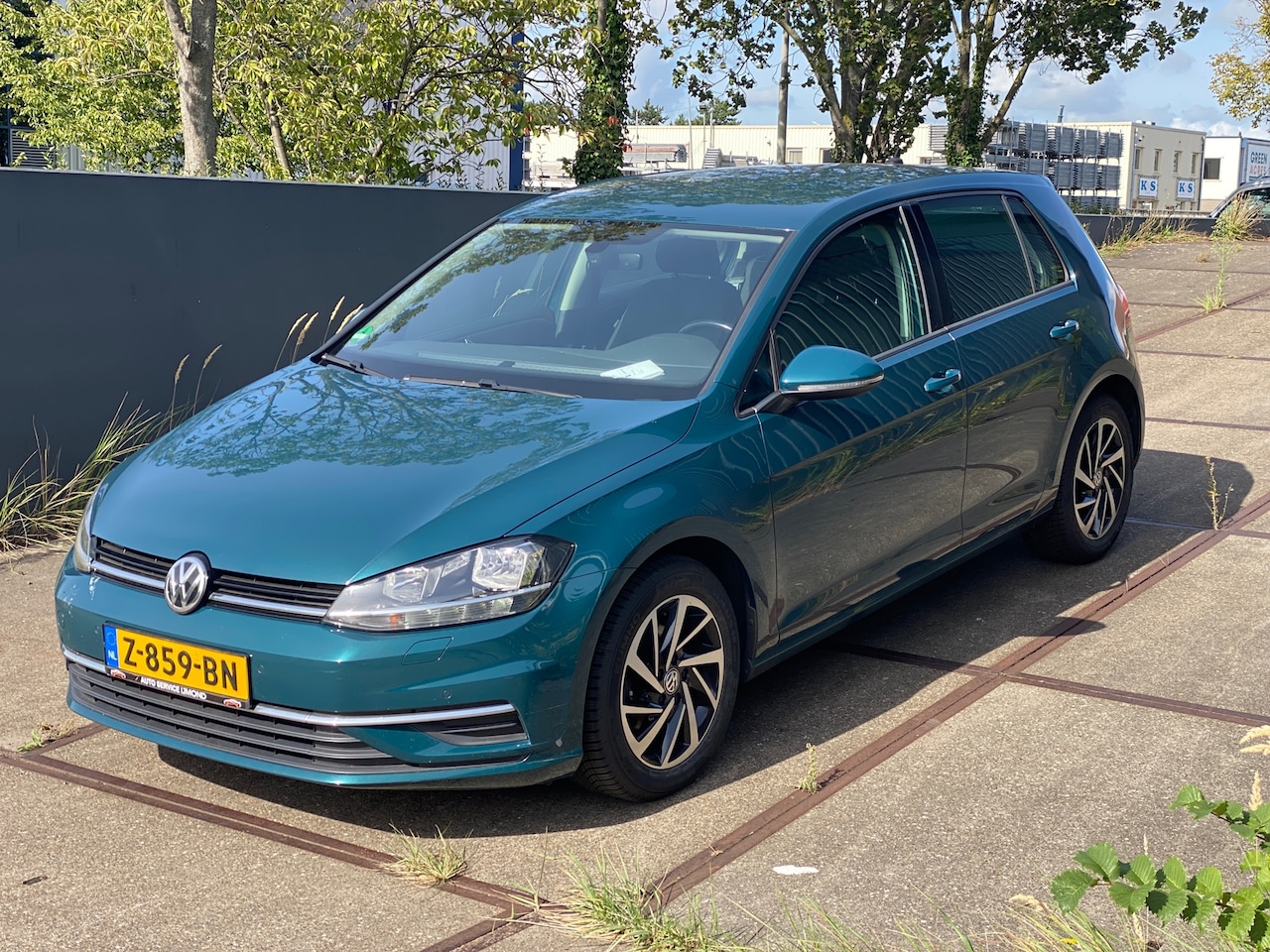 Volkswagen Golf - 7.5 1.0 TSI Highline 110Pk Nieuwe Apk Nette Auto - AutoWereld.nl