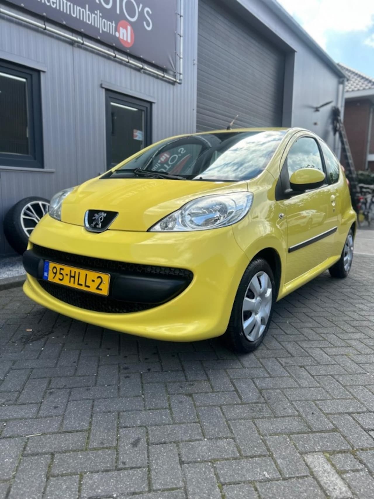 Peugeot 107 - 1.0-12V XS 1.0-12V XS - AutoWereld.nl