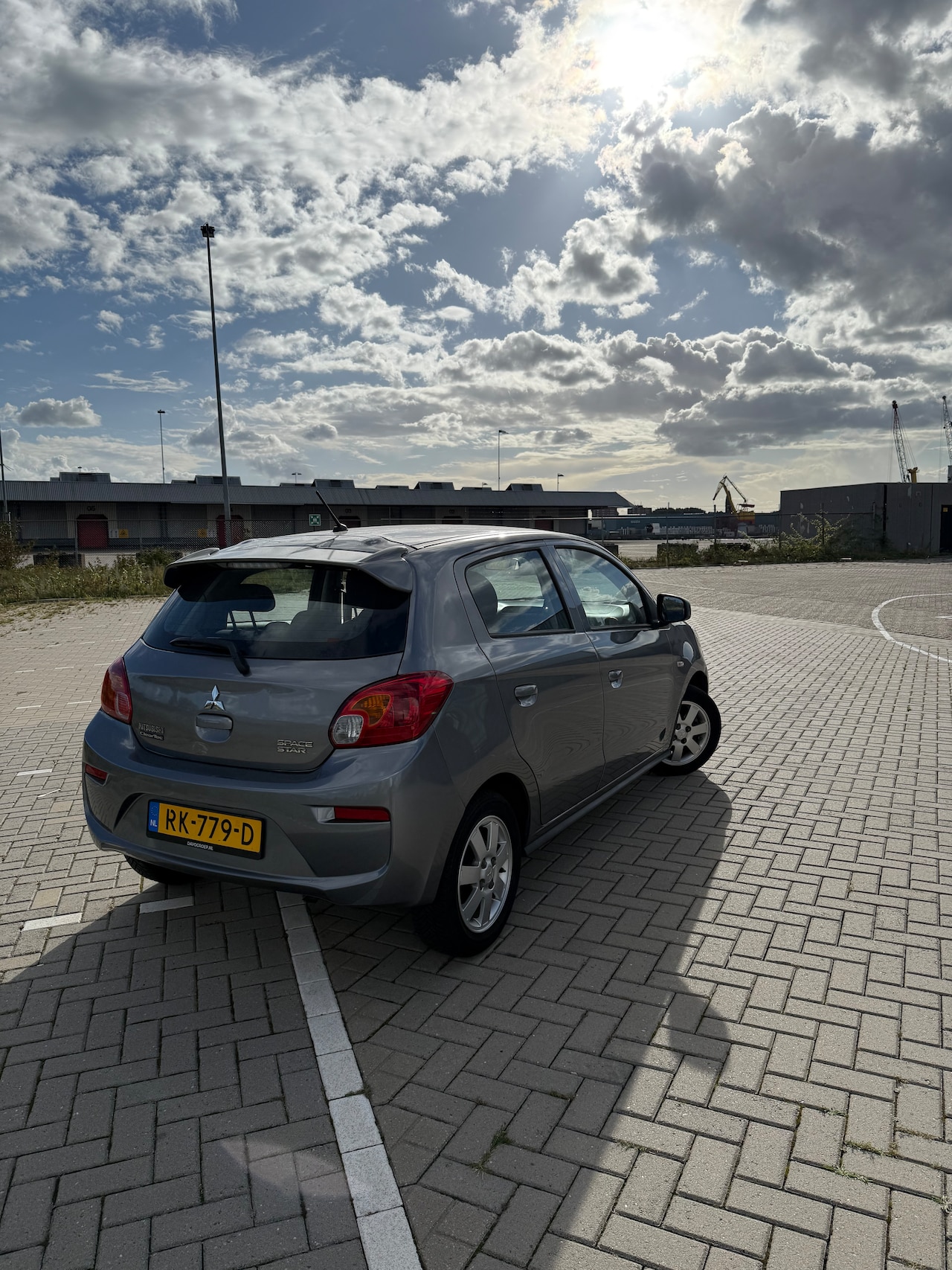 Mitsubishi Space Star - 1.0 Cool+ - AutoWereld.nl