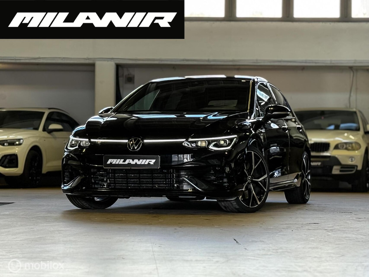 Volkswagen Golf - 2.0 TSI R 4Motion |Pano |Akra|Drift |HUD|H&K - AutoWereld.nl