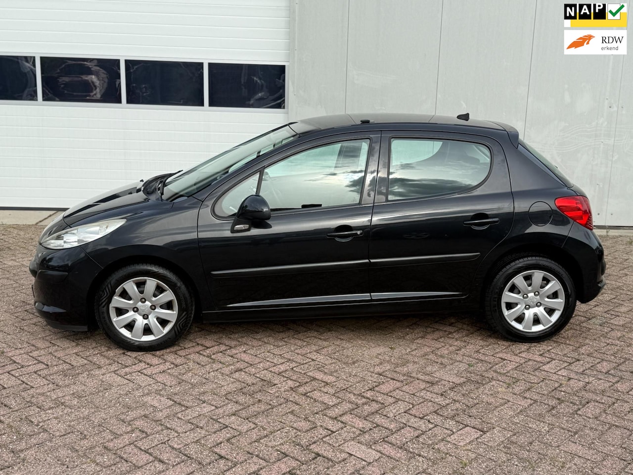 Peugeot 207 - 1.4 VTi Cool 'n Blue 1.4 VTi Cool 'n Blue - AutoWereld.nl