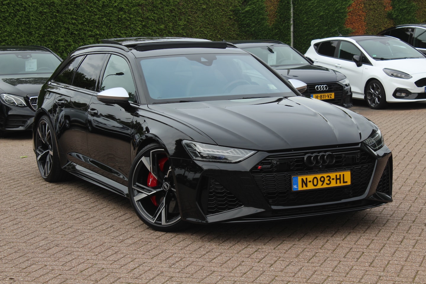 Audi RS6 - Avant TFSI quattro / Trekhaak / Panoramadak / Keramisch / 360Camera / Head-up / Softclose - AutoWereld.nl