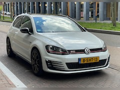 Volkswagen Golf - 2.0 TSI GTI Performance