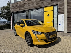 Peugeot e-208 - EV Blue Lease Allure 50 kWh beurt en garantie