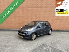 Peugeot 107 - 1.0 2011 137DKM | NAP | NAVI | AIRCO | APK |