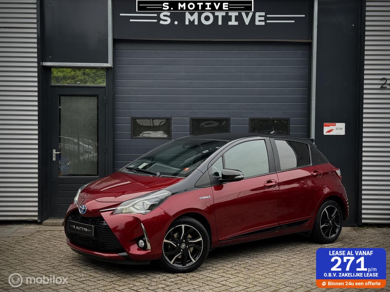 Toyota Yaris - 1.5 Hybrid Bi-Tone Automaat Pano dak PDC Navi.. - AutoWereld.nl